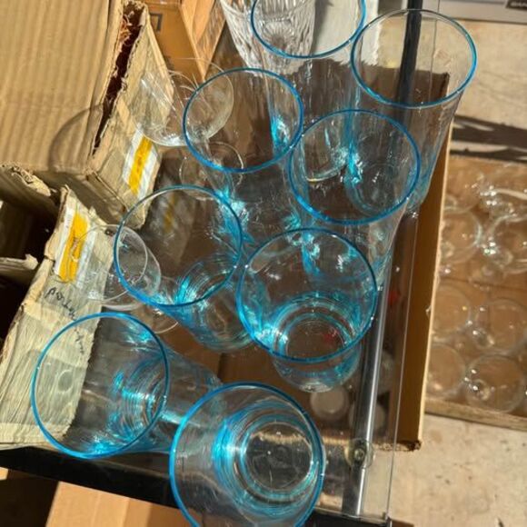 Vtg Mid Mod Drinking Glasses - Collins Cocktail Tall Tumblers - light blue swirl - Picture 3 of 4